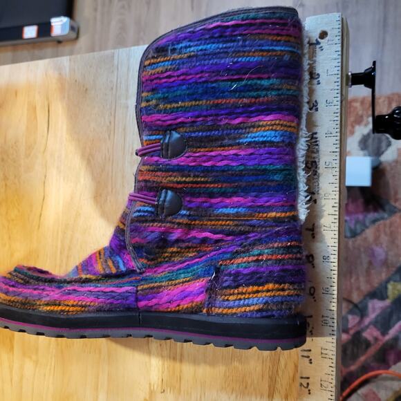 Sanuk Horizon Colorful Yarn Mid-Height Faux Shearling Boots Yoga Mat Sole 9 - Picture 12 of 12